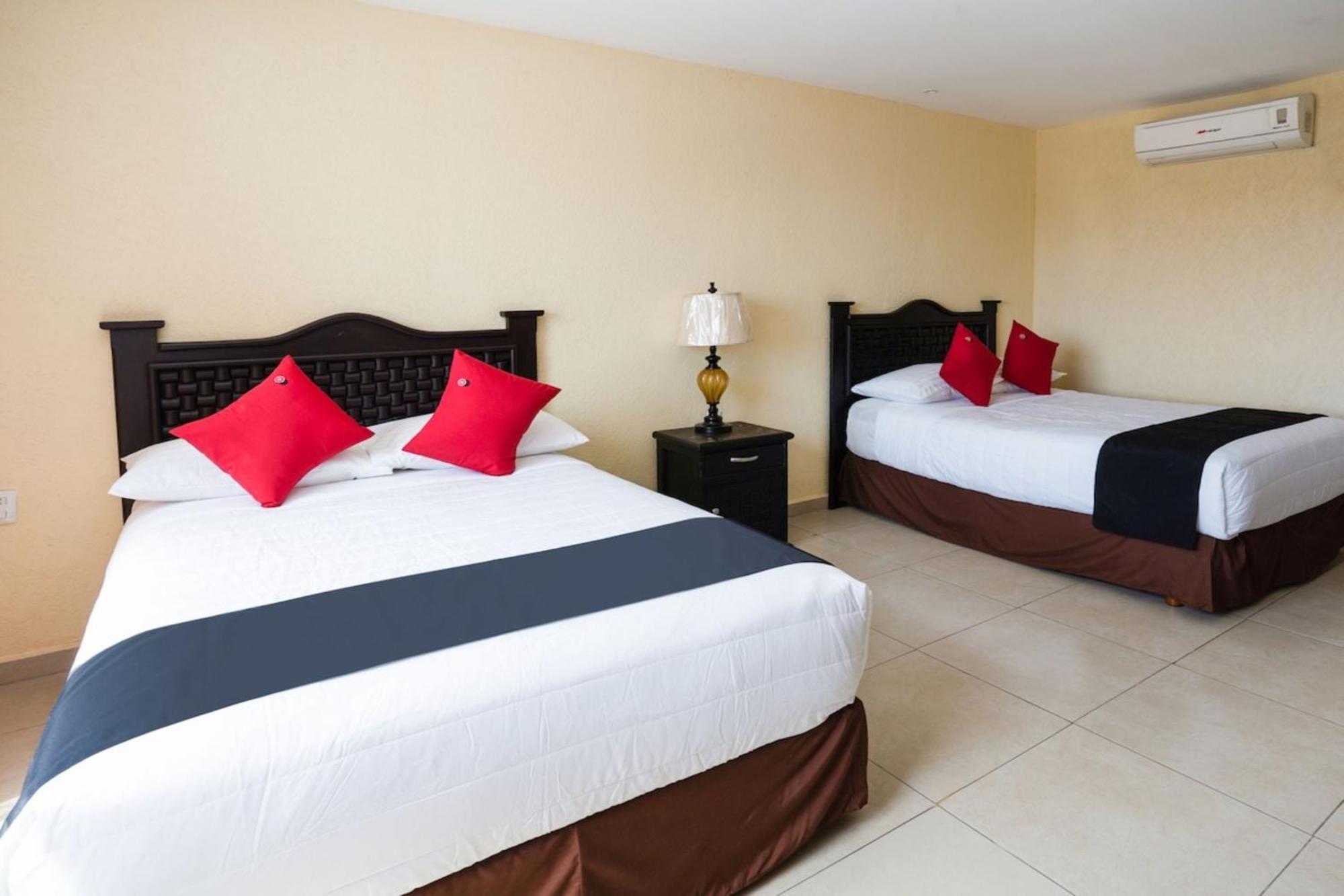 Capital O Hotel Los Caracoles, Acapulco Ngoại thất bức ảnh